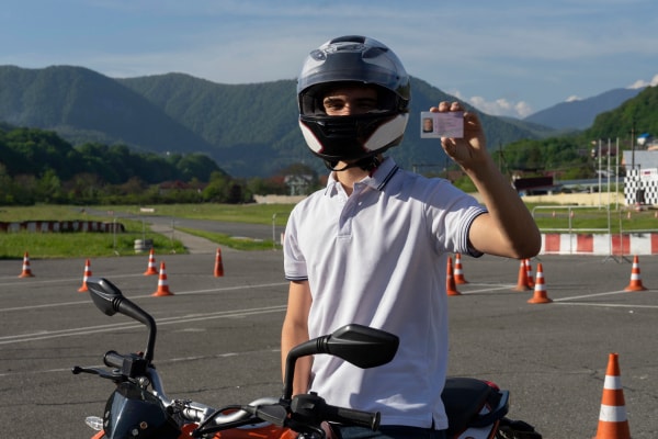 How old do you have to be to get a motorcycle license in California